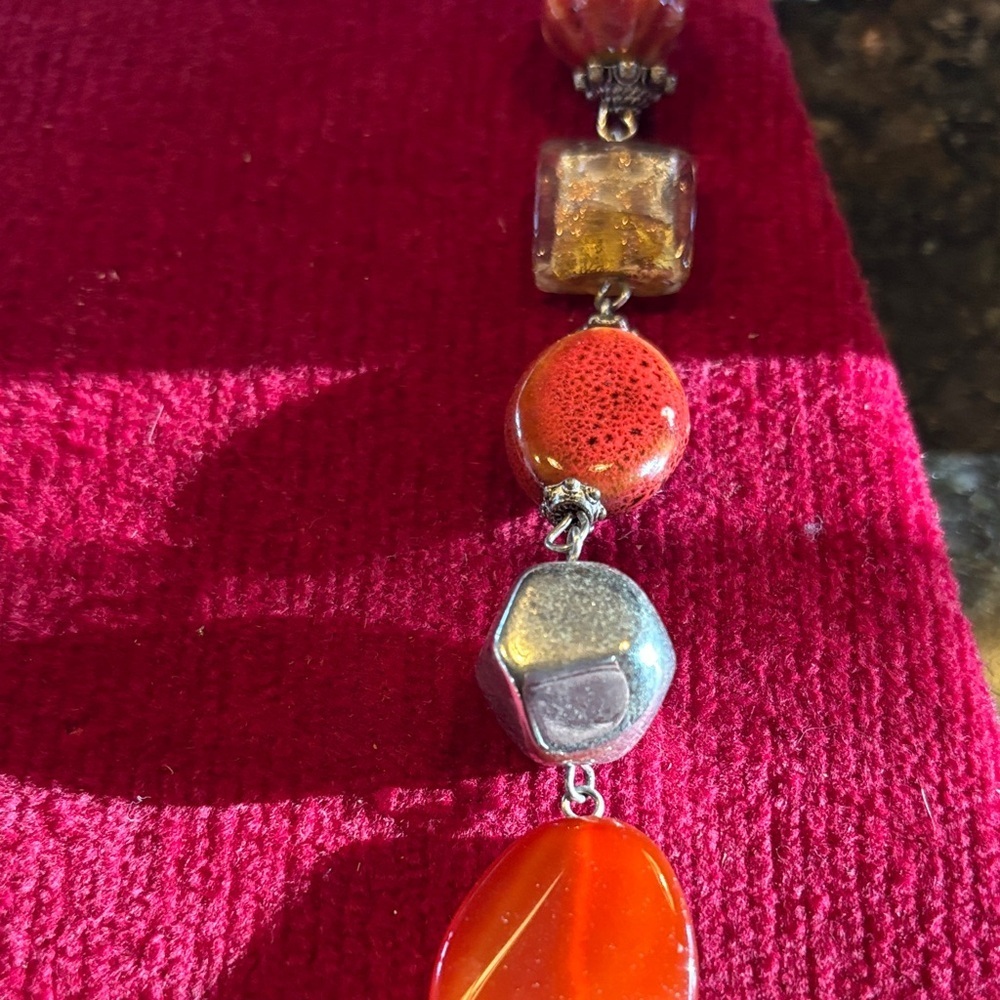 Premier Designs Red and Silver Necklace - Picture 4 of 5